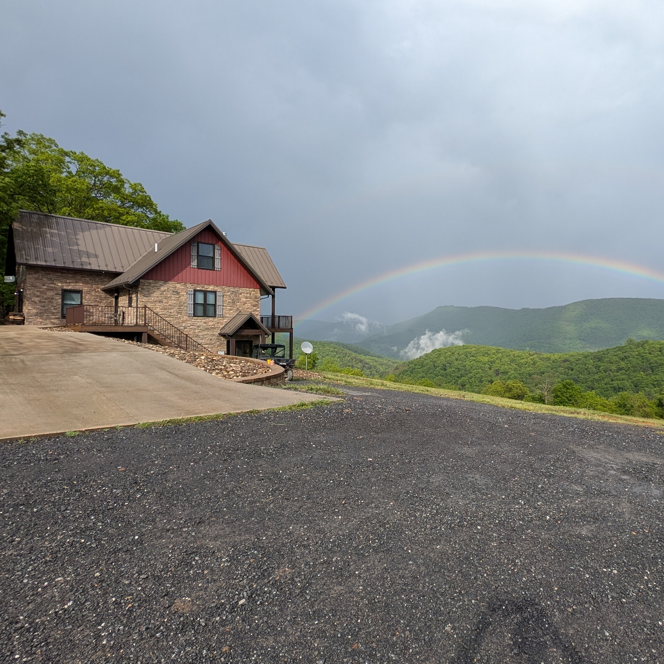 Join us this spring at the Lodestar Mountain Inn.